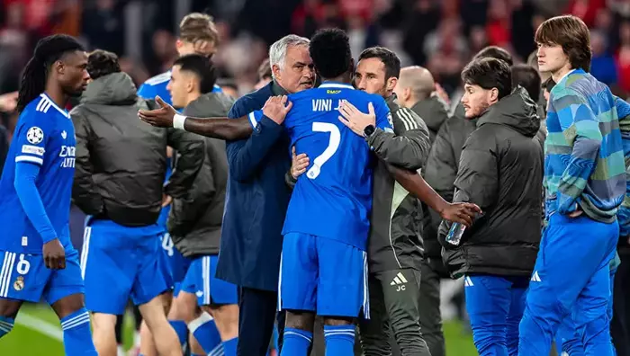 UEFA Benfica Real Madrid Maçındaki Olay İçin Soruşturma Başlattı UEFA Benfica Real Madrid Maçındaki Olay İçin Soruşturma Başlattı