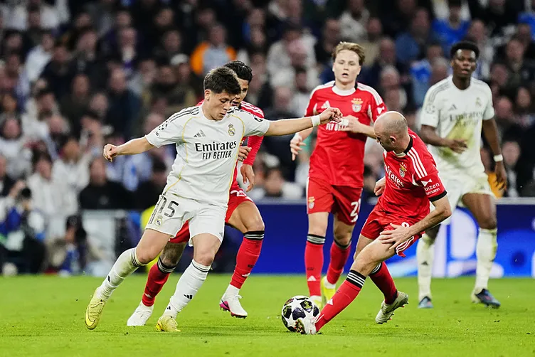 Arda Güler Real Madrid’de 100 Maça Ulaştı Fenerbahçe Ek Gelir Elde Etti