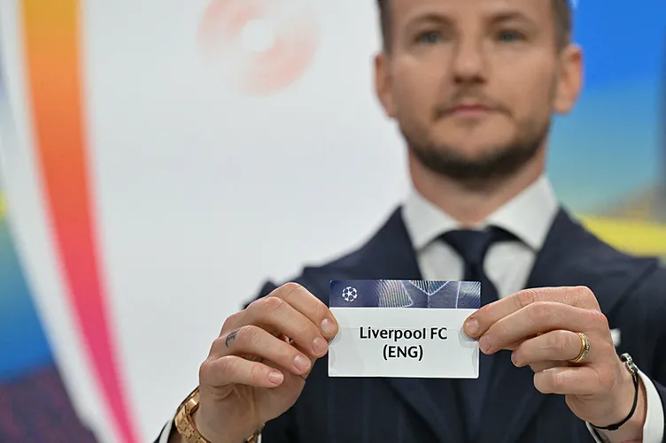 Liverpool Teknik Direktörü Arne Slot’tan Galatasaray Değerlendirmesi Liverpool Teknik Direktörü Arne Slot’tan Galatasaray Değerlendirmesi