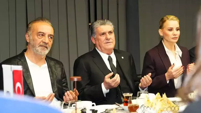 Serdal Adalı'dan Sezon Sonu Transfer Mesajı Yıldız Yağmuru Geliyor