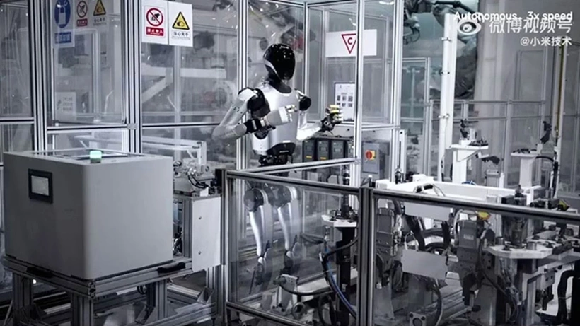 Xiaomi İnsansı Robotlarını Elektrikli Otomobil Fabrikasında Devreye Aldı