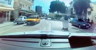 Adana’da Polisten Kaçan İki Sürücüye 664 Bin Lira Trafik Cezası Adana’da Polisten Kaçan İki Sürücüye 664 Bin Lira Trafik Cezası