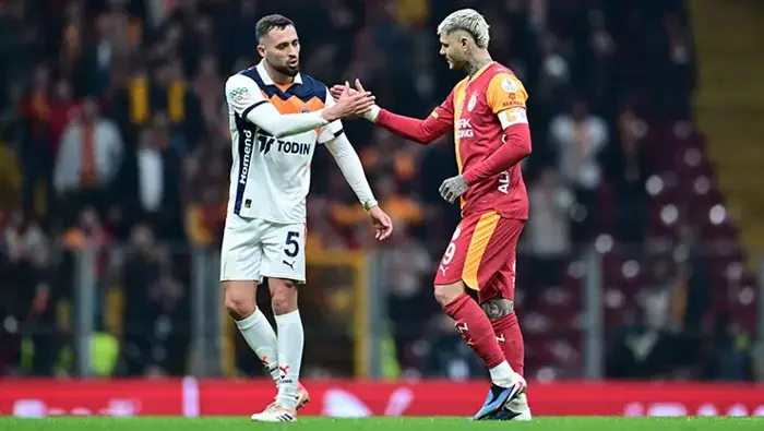 Galatasaray’da Icardi Gündemi Başakşehir Maçı Sonrası Dikkat Çeken Görüntü