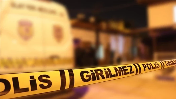 Torbalı’da Kahreden Olay 13 Aylık Bebek Şalgam Kovasında Hayatını Kaybetti Torbalı’da Kahreden Olay 13 Aylık Bebek Şalgam Kovasında Hayatını Kaybetti