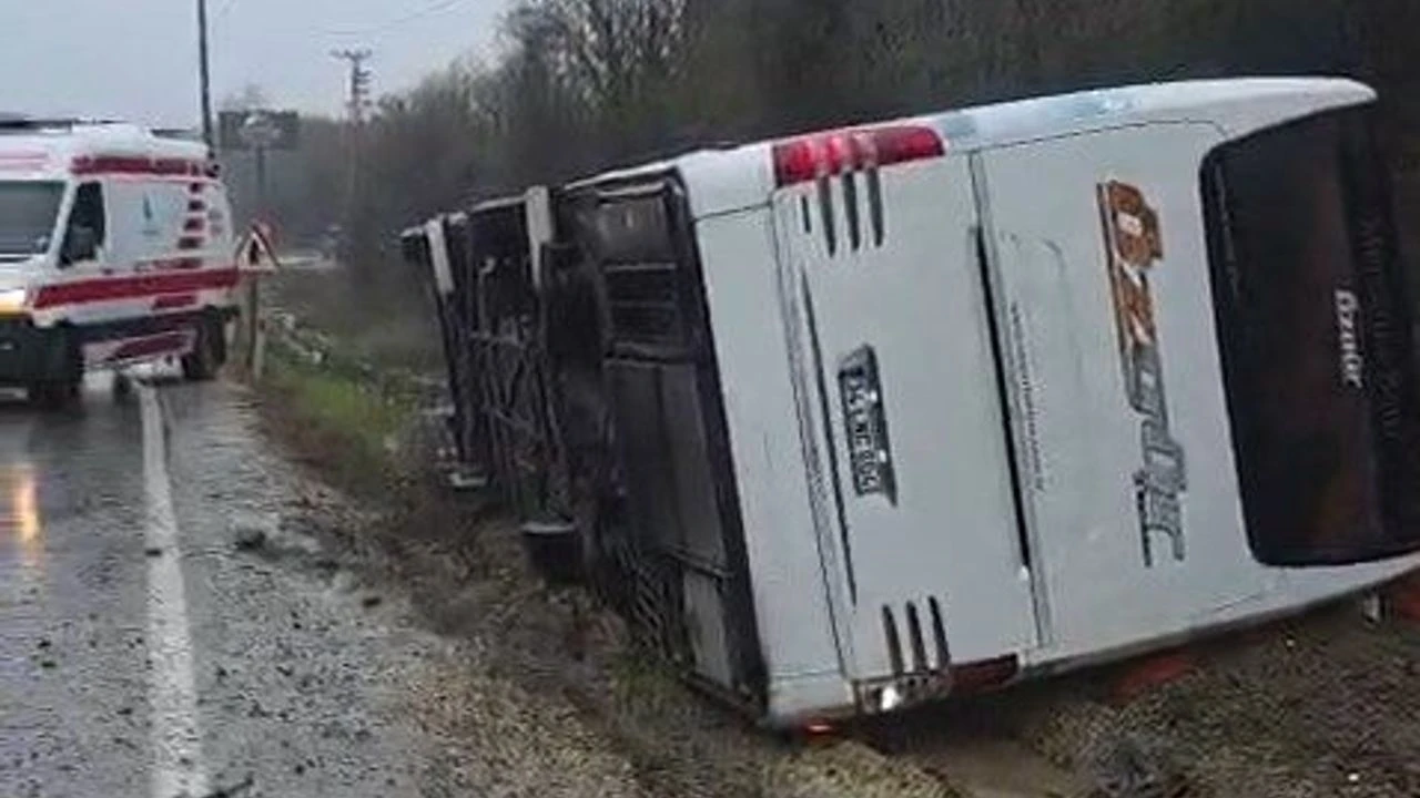 Feci Kaza İstanbul’u Sarstı: Otobüs Yan Yattı, Çok Sayıda Yaralılar Var