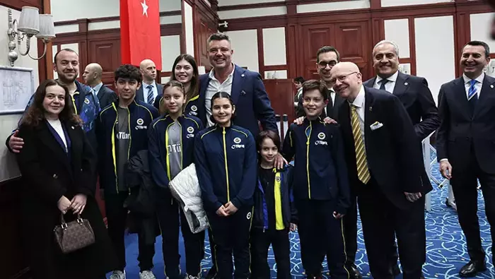 Fenerbahçe’de Sadettin Saran’dan Bayram Mesajı Ve 4 Nisan Vurgusu