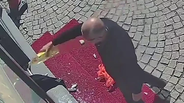 Erzurum’da Eczaneye Kundaklama Girişimi Eczacı Şüpheli Gözaltına Alındı