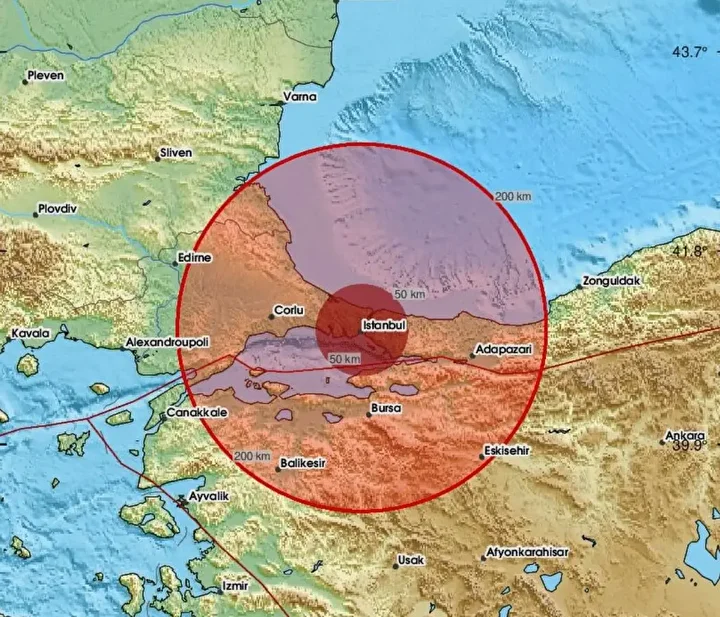 İstanbul’da Deprem Paniği Uygulamalar Peş Peşe Uyarı Gönderdi İstanbul’da Deprem Paniği Uygulamalar Peş Peşe Uyarı Gönderdi