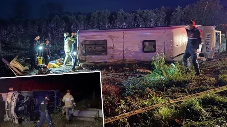 İznik’te Feci Minibüs Kazası 1 Kişi Hayatını Kaybetti 12 Yaralı Var
