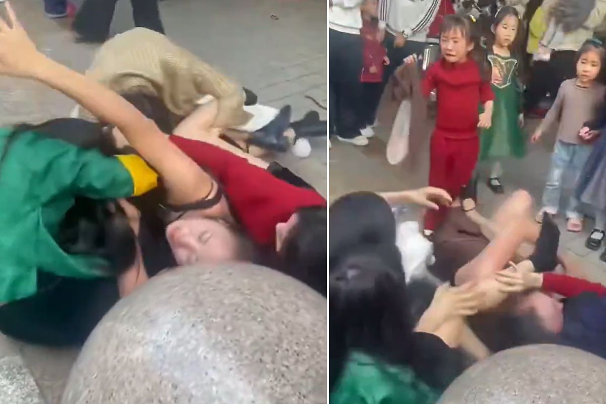 Anaokulunda Veliler Birbirine Girdi Çocukların Gözü Önünde Büyük Skandal
