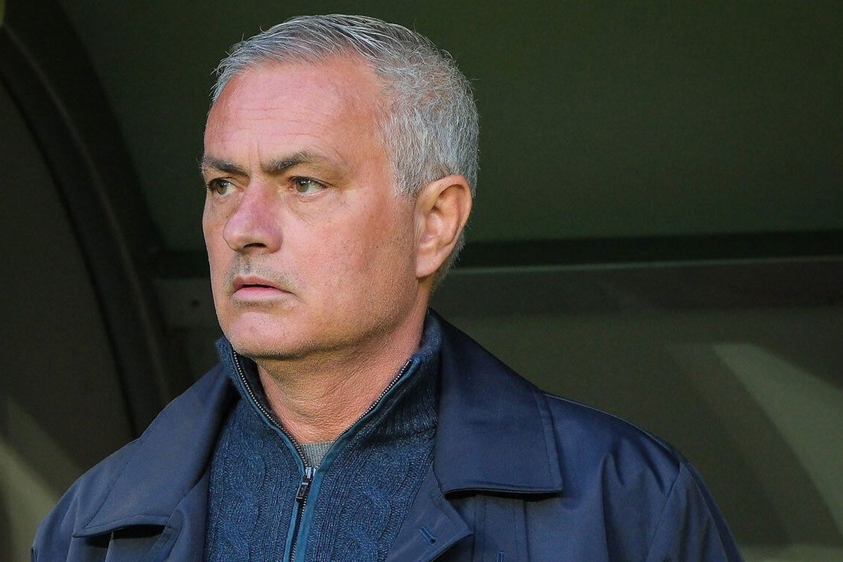 Mourinho’dan Şok Sözler Kendi Oyuncularını Yerden Yere Vurdu Mourinho’dan Şok Sözler Kendi Oyuncularını Yerden Yere Vurdu
