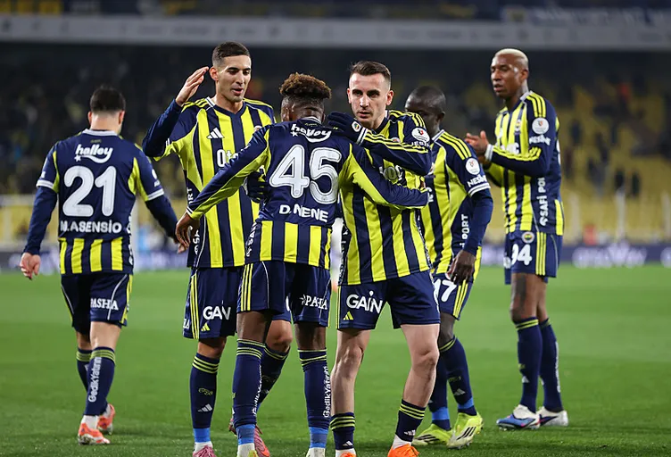 Fenerbahçenin Genç Yıldızına Avrupa Devleri Talip Oldu Transfer Yarışı Başladı Fenerbahçenin Genç Yıldızına Avrupa Devleri Talip Oldu Transfer Yarışı Başladı