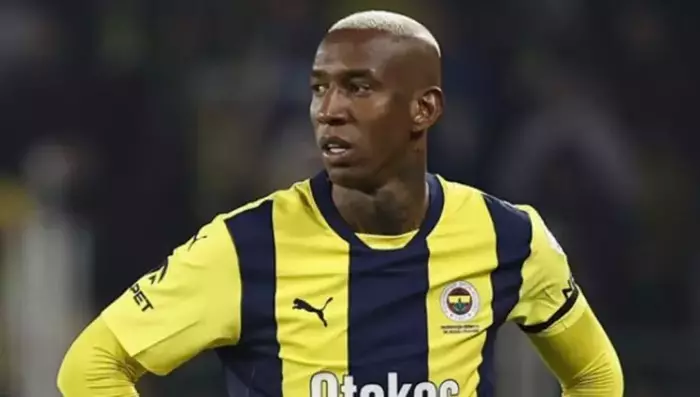 Talisca Derbide Penaltı Kaçırdı Süper Lig’de Zirveye Çıktı