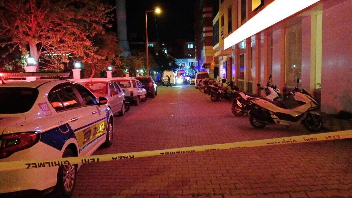 Muğla Ortaca’da Otel Önünde Silahlı Saldırı İki Kadın Hayatını Kaybetti