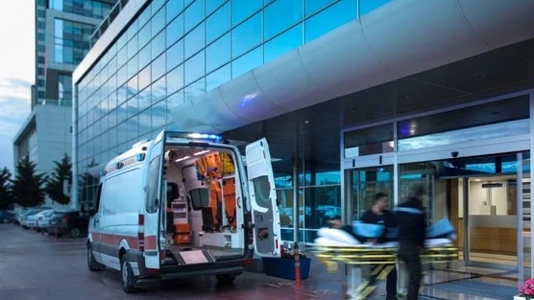 Mersin Bozyazı’da Zehirlenme Şüphesi: 2 Çocuk Hayatını Kaybetti, Anne Ve Baba Yoğun Bakımda