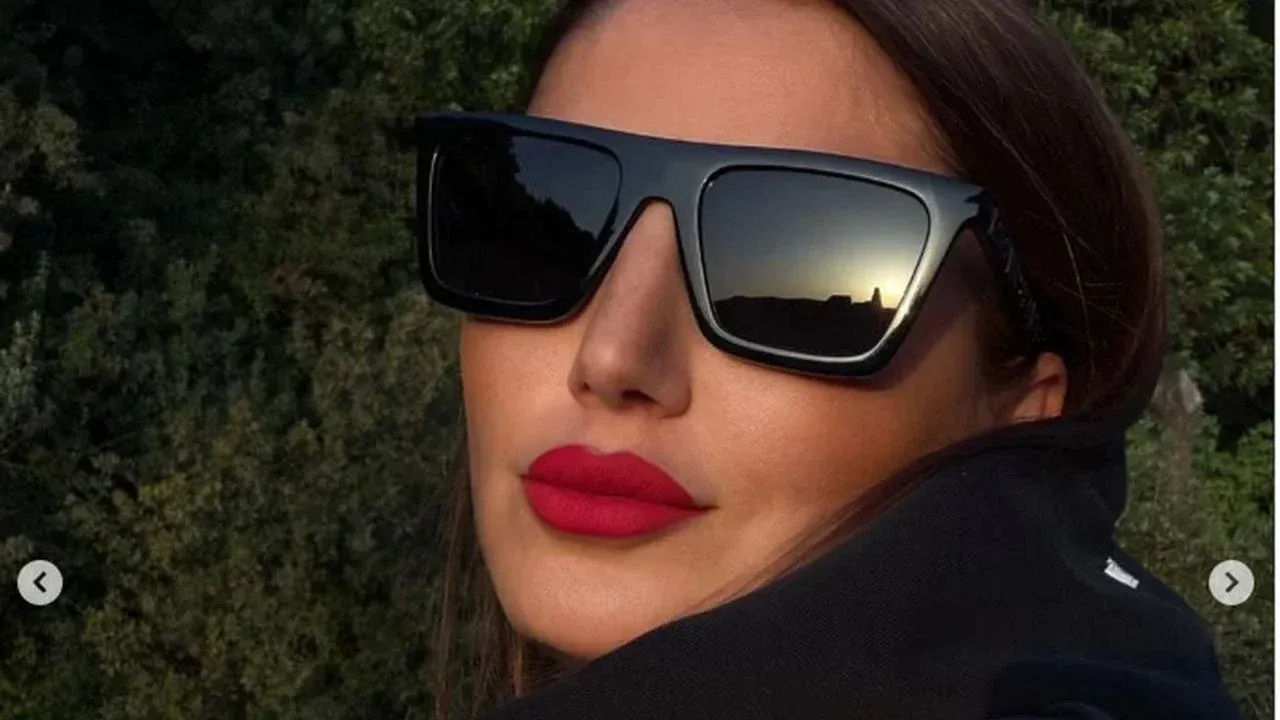 Esra Özcan Kimdir? Dernek Hakkındaki İddialar Neler? Esra Özcan Kimdir? Dernek Hakkındaki İddialar Neler?