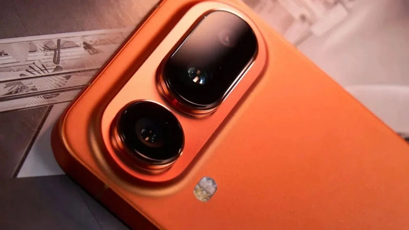 Honor Magic9 Serisi 8.000 mAh Batarya Ve 200 MP Kamera İle Geliyor Honor Magic9 Serisi 8.000 mAh Batarya Ve 200 MP Kamera İle Geliyor