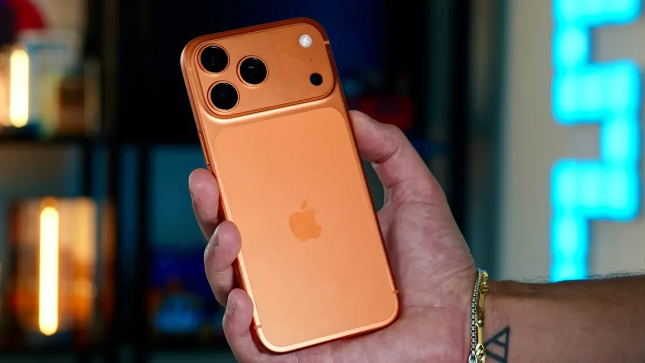 iPhone 17 Pro Max 250 Yıllık Zaman Kapsülüne Konuldu! 2276 Yılında Açılacak