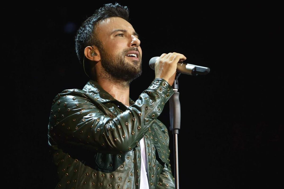 Tarkan'dan Yaz Sürprizi: Yeni İmajı Sosyal Medyada Gündem Oldu