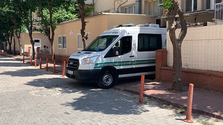 Adana'da Dehşet Sulama Kanalına Düşen İki Kardeş Hayatını Kaybetti Adana'da Dehşet Sulama Kanalına Düşen İki Kardeş Hayatını Kaybetti