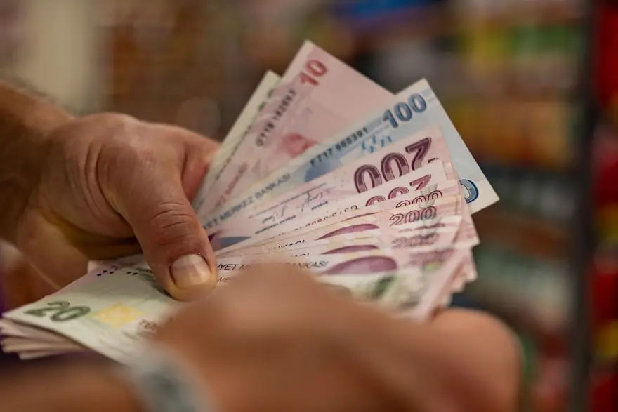 Emekli Maaşı Fark Ödemelerinde Tarih Açıklandı! SGK Günü Duyurdu