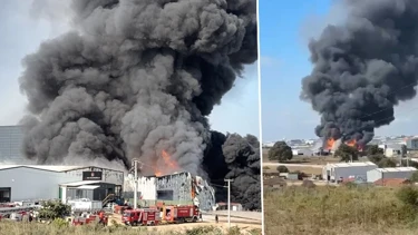 Kocaeli Gebze’de Depo Yangını: Yoğun Duman İlçenin Birçok Noktasından Görüldü Kocaeli Gebze’de Depo Yangını: Yoğun Duman İlçenin Birçok Noktasından Görüldü