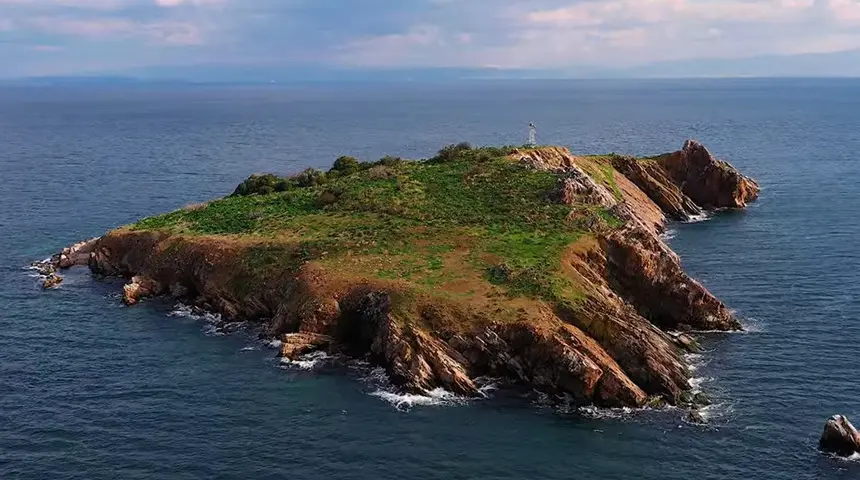Tavşan Adası’na Giriş Neden Yasak? İstanbul’un Issız Adası 7 Gün 24 Saat Neden İzleniyor?
