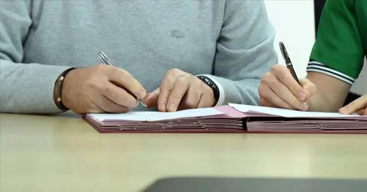 Türkiye’de Yaz Transfer Dönemi Sona Erdi: Ara Transfer Tarihleri Belli Oldu Türkiye’de Yaz Transfer Dönemi Sona Erdi: Ara Transfer Tarihleri Belli Oldu