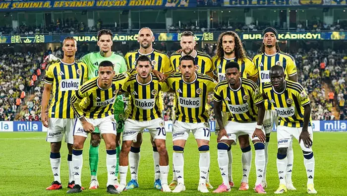Fenerbahçe'de Roma Maçı Öncesi Kadro Sıkıntısı: Gözler İsmail Kartal'da Fenerbahçe'de Roma Maçı Öncesi Kadro Sıkıntısı: Gözler İsmail Kartal'da