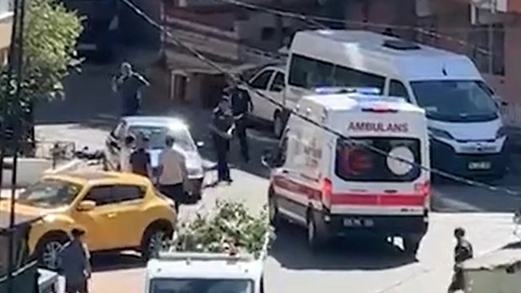 Maltepe’de Silahlı Olay: Ev Sahibi Çift Hayatını Kaybetti, Avukat Ağır Yaralandı Maltepe’de Silahlı Olay: Ev Sahibi Çift Hayatını Kaybetti, Avukat Ağır Yaralandı