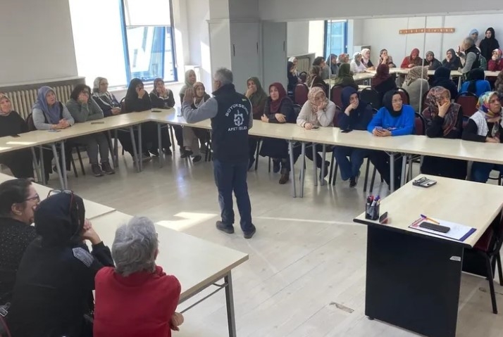 Kocaeli'de Afet Farkındalık Eğitimi Başlatıldı