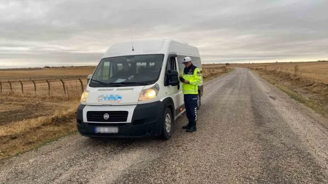 Kırklareli'nde Babaeski'de Jandarma Okul Servislerini Denetledi Kırklareli'nde Babaeski'de Jandarma Okul Servislerini Denetledi