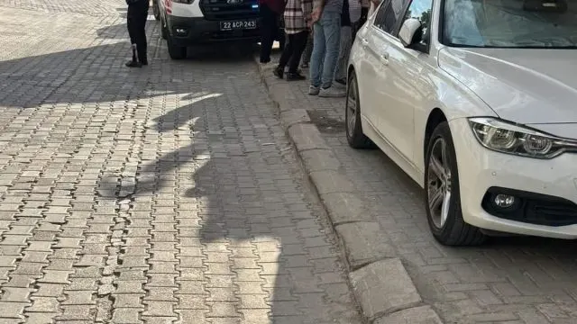Uzunköprü'de Kendisine Ulaşılamayan 80 Yaşındaki Kadın Evinde Ölü Bulundu Uzunköprü'de Kendisine Ulaşılamayan 80 Yaşındaki Kadın Evinde Ölü Bulundu