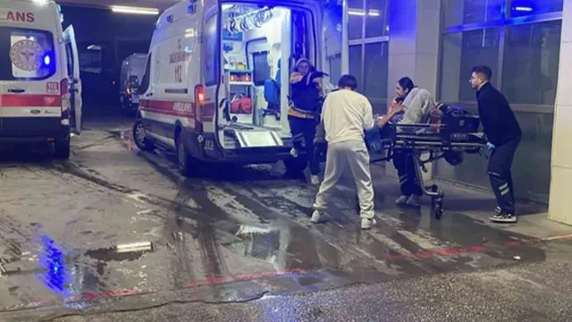 Karaman’da Parkta Bıçaklı Kavga: İki Çocuk Ağır Yaralandı