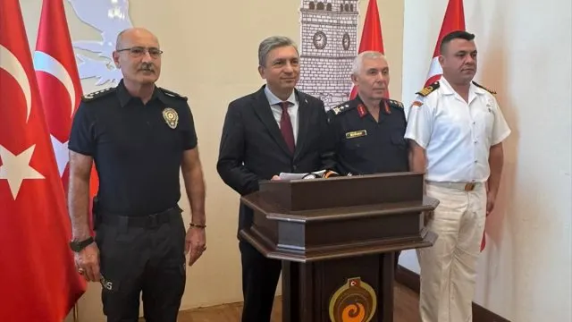 Antalya'da Eylül Asayiş Verileri Açıklandı: Trafikte 8 Can Kaybı Antalya'da Eylül Asayiş Verileri Açıklandı: Trafikte 8 Can Kaybı