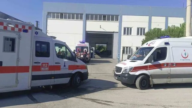 Torbalı’daki Fabrika Patlamasında Ağır Yaralı İşçi Hayatını Kaybetti Torbalı’daki Fabrika Patlamasında Ağır Yaralı İşçi Hayatını Kaybetti