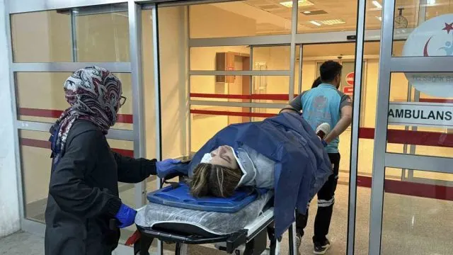 Adıyaman'da Üç Araçlı Kazada İki Kişi Yaralandı Adıyaman'da Üç Araçlı Kazada İki Kişi Yaralandı