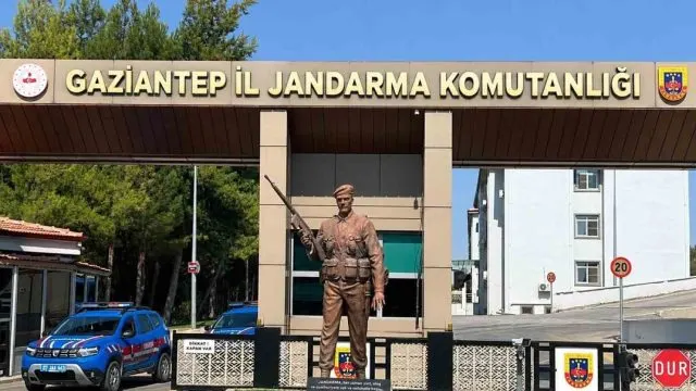 Gaziantep'te Aranan 1.200 Kişi Yakalandı, 125'i Tutuklandı Gaziantep'te Aranan 1.200 Kişi Yakalandı, 125'i Tutuklandı