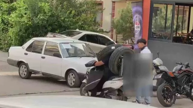 Kahramankazan'da Kuryenin Lastik Taşıma Yöntemi Kamerada