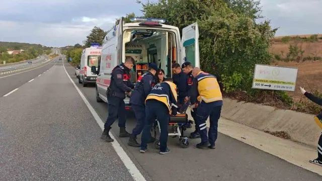 Malkara'da Balık Yüklü Kamyonet Su Kanalına Savruldu: 2 Yaralı Malkara'da Balık Yüklü Kamyonet Su Kanalına Savruldu: 2 Yaralı