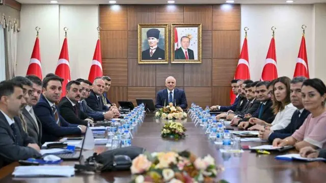 Diyarbakır'da Okul Güvenliği İçin Denetimler Artırılacak Diyarbakır'da Okul Güvenliği İçin Denetimler Artırılacak
