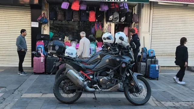 Iğdır’da Ayakkabı Mağazasında Kavga: Bir Kişi Yaralandı, 2 Şüpheli Gözaltında