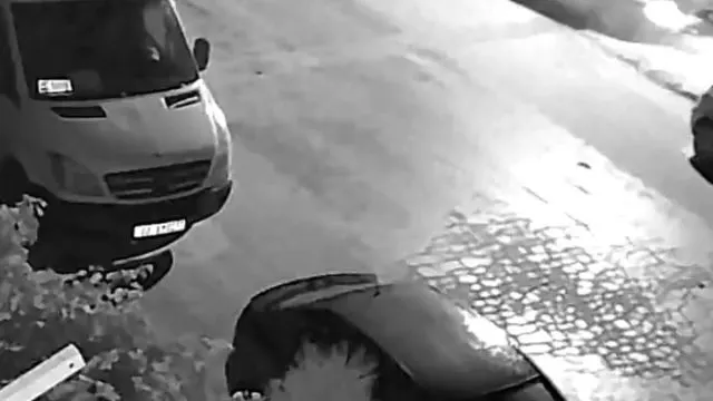 Bolvadin'de Otomobil Elektrik Direğine Çarptı