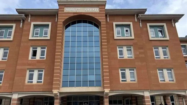 Cide'deki Bıçaklı Kavga Davasında Sanığa 13 Yıl 9 Ay Hapis