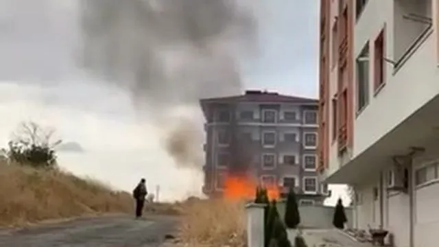 Tekirdağ'da Tütsüden Çıkan Alevler Kümesi Kullanılamaz Hale Getirdi