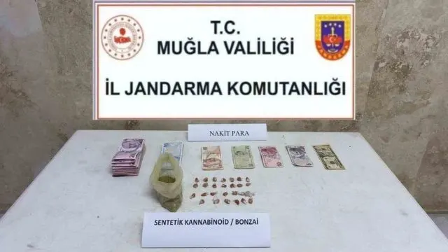 Muğla'da Jandarmanın 36 Olaylık Çalışmasında 37 Şüpheli Yakalandı Muğla'da Jandarmanın 36 Olaylık Çalışmasında 37 Şüpheli Yakalandı