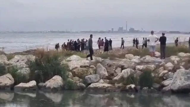 Adanalıoğlu Sahilinde Denize Giren Gençlerden Biri Hayatını Kaybetti