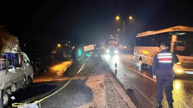 Bilecik'te Karşıya Geçen 85 Yaşındaki Adam Kazada Öldü Bilecik'te Karşıya Geçen 85 Yaşındaki Adam Kazada Öldü