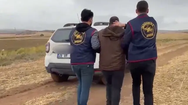 Eskişehir'de Kayıp Yakup Dosyasında 14 Yıl Sonra Baba Tutuklandı Eskişehir'de Kayıp Yakup Dosyasında 14 Yıl Sonra Baba Tutuklandı
