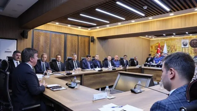 Erzincan’da Güvenlik Toplantısında Okul Güvenliği Gündemdeydi